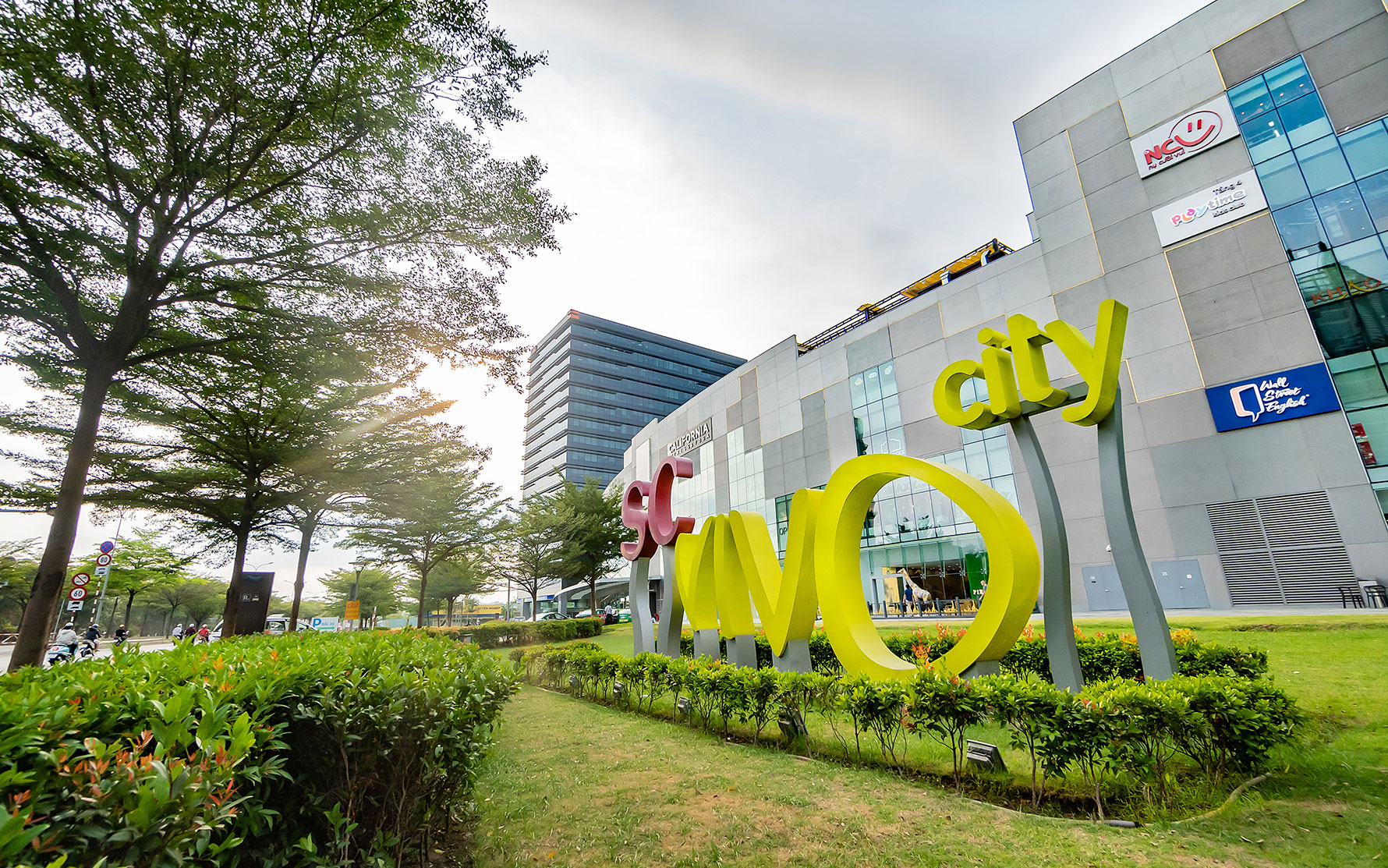 Urban Signage - Work - SC Vivocity Mall Ho Chi Minh City